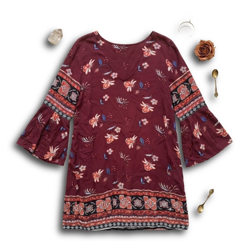 Urban Girl Burgundy Floral Boho Mini Dress Bell Sleeve V-Neck Strappy Back XS